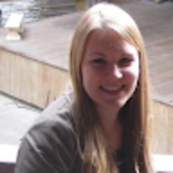 Meet your Posher, Caroline - Picture 1 of 1